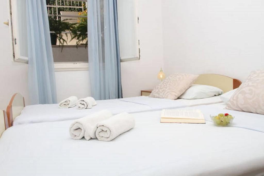 Lana Apartments Трогір Екстер'єр фото
