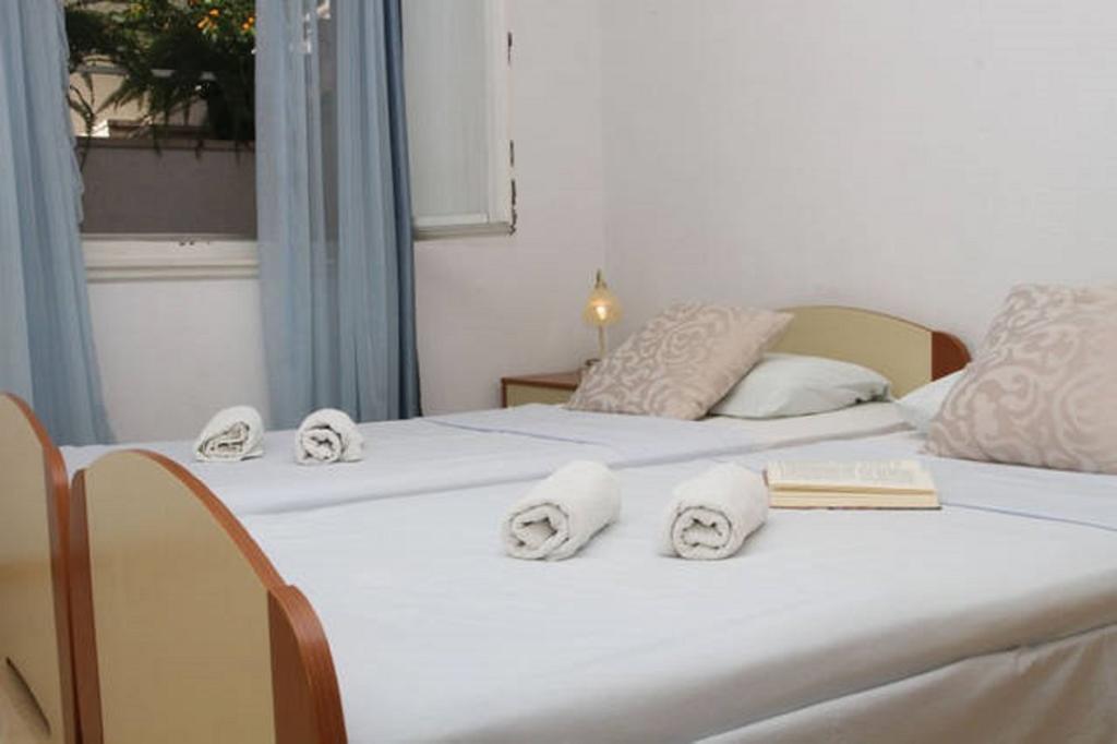 Lana Apartments Трогір Екстер'єр фото