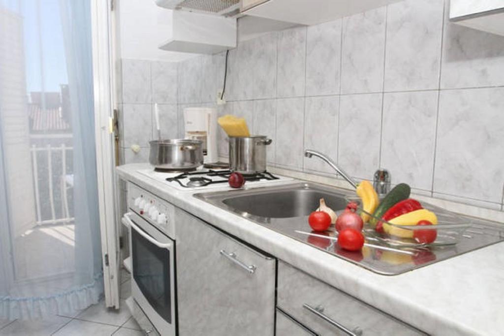 Lana Apartments Трогір Екстер'єр фото