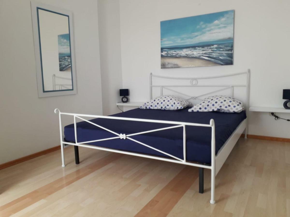 Lana Apartments Трогір Екстер'єр фото